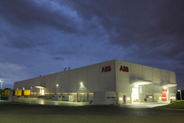 ABB采購金拓機(jī)械電子伺服壓力機(jī)